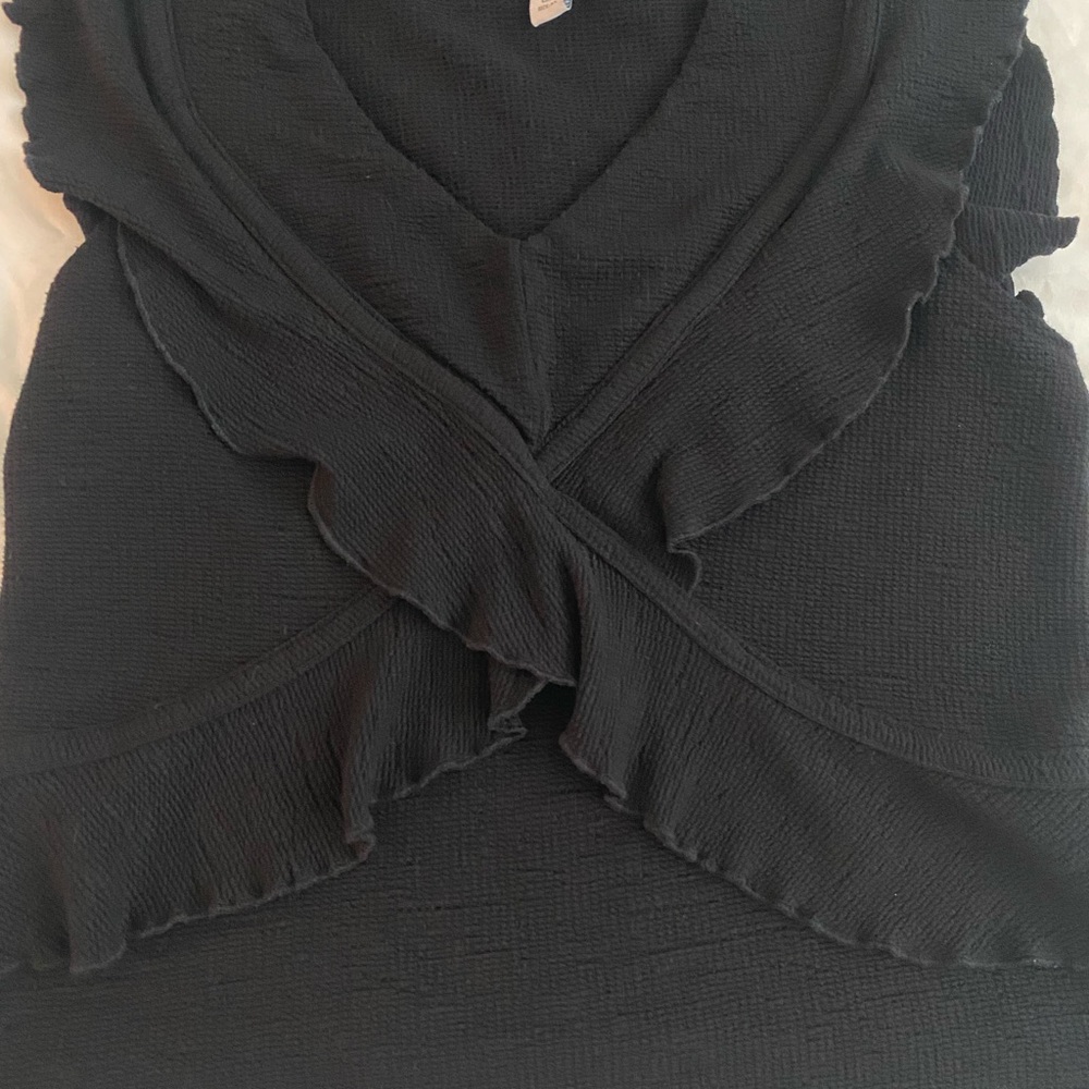 American Rag Black Ruffled Top - Picture 4 of 6
